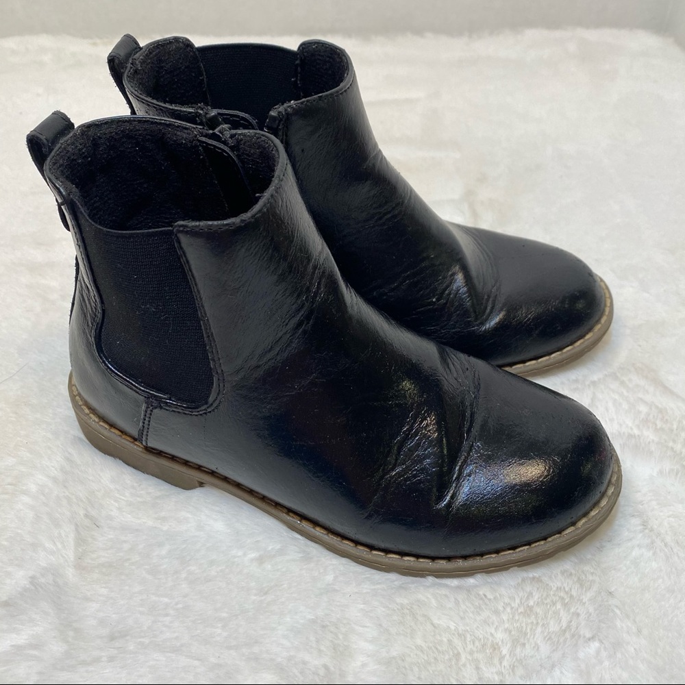 The Children's Place Boys Zip Up Black faux leather Boots Size 2